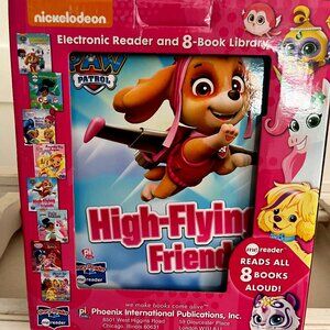 BNWT Nickelodeon Electronic Reader & Library (8 books)